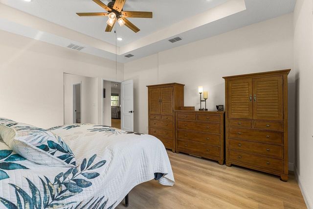 9225 103rd Court, Vero Beach, FL 32967