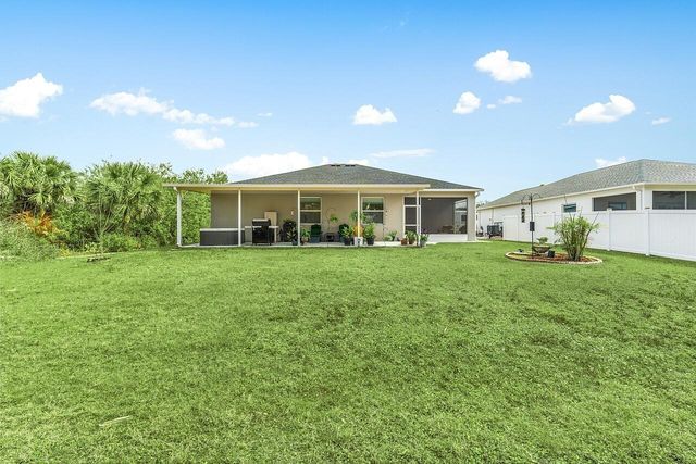 9225 103rd Court, Vero Beach, FL 32967