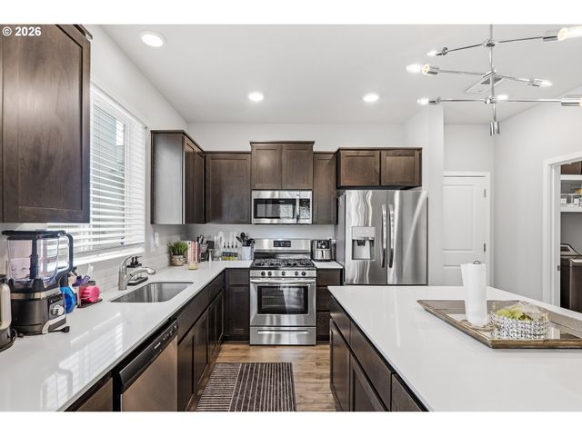 16157 Nw RELIANCE Ln, Portland, OR 97229