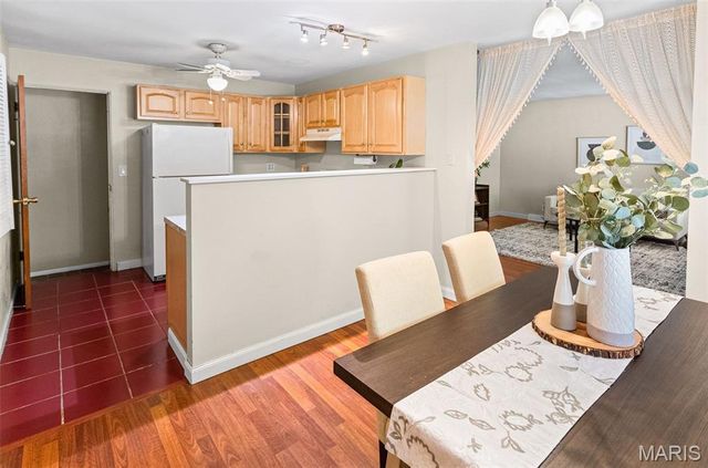 1909 Madison Avenue, Edwardsville, IL 62025
