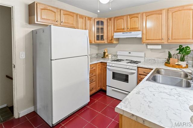 1909 Madison Avenue, Edwardsville, IL 62025