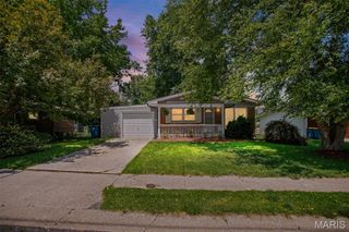 1909 Madison Avenue, Edwardsville, IL 62025