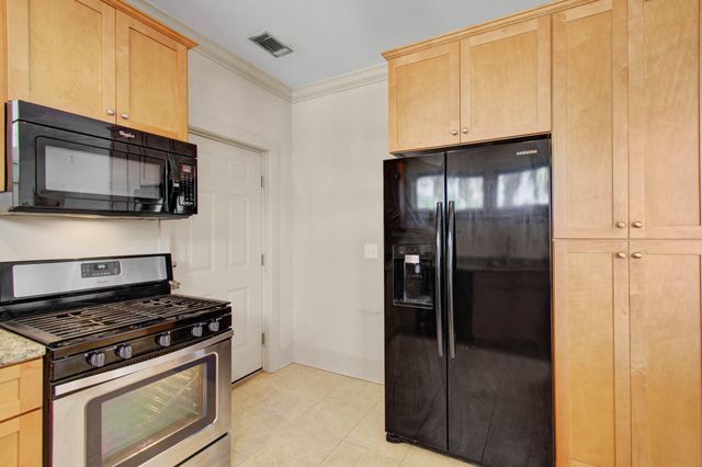 455 Race Street A, Charleston, SC 29403