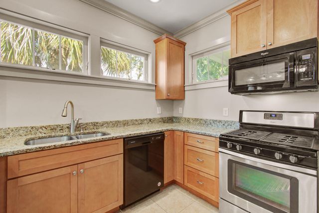 455 Race Street A, Charleston, SC 29403