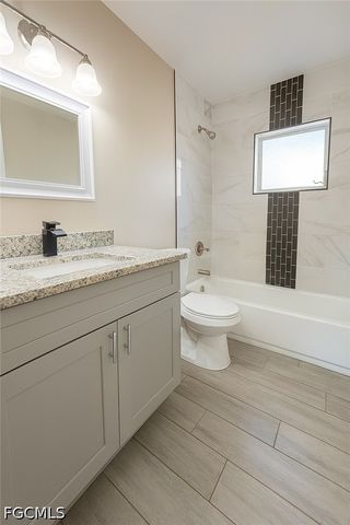 5453 11th AVE, Fort Myers, FL 33907