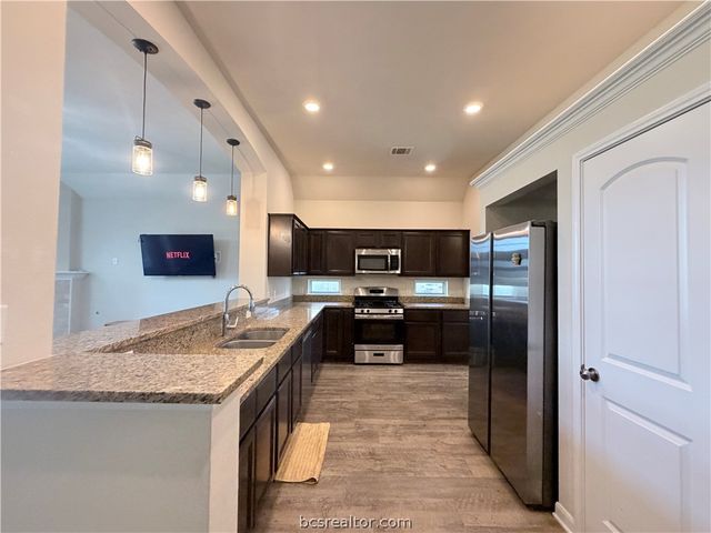 4007 Alford Street, College Station, TX 77845