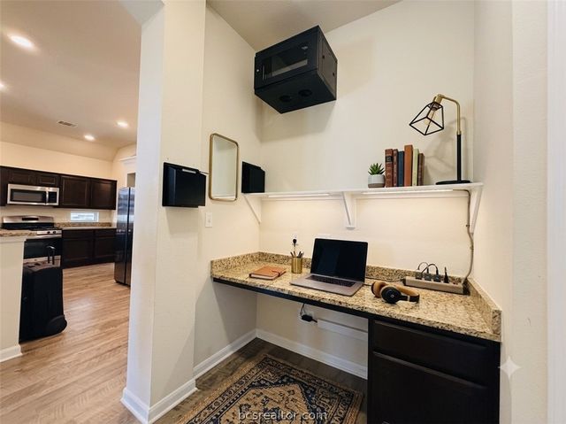 4007 Alford Street, College Station, TX 77845