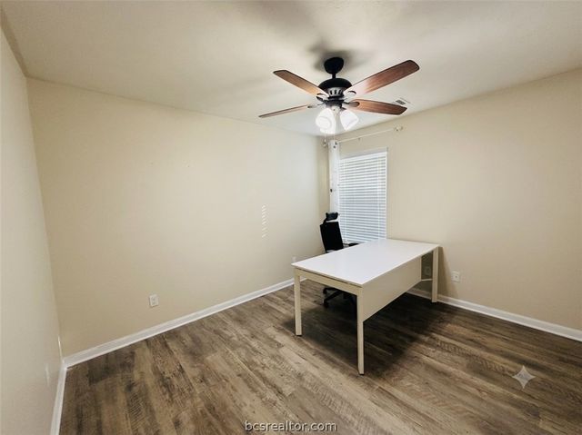 4007 Alford Street, College Station, TX 77845