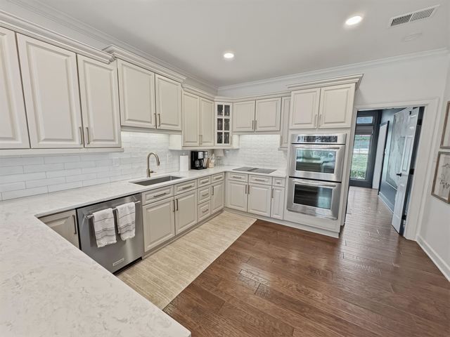 8622 BEAVERWOOD DR, Germantown, TN 38138