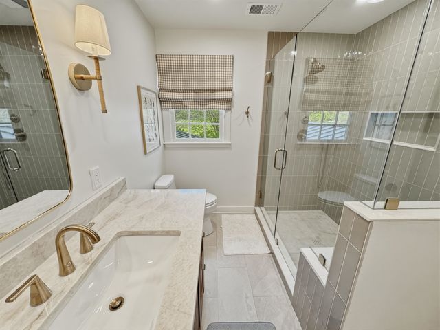 8622 BEAVERWOOD DR, Germantown, TN 38138