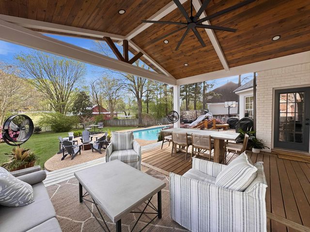 8622 BEAVERWOOD DR, Germantown, TN 38138