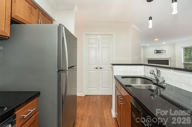 2516 Cranbrook Lane 9, Charlotte, NC 28207