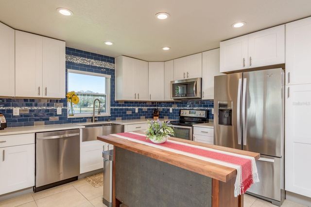 241 WHISPER LAKE ROAD, Palm Harbor, FL 34683