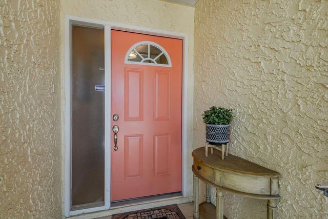 241 WHISPER LAKE ROAD, Palm Harbor, FL 34683