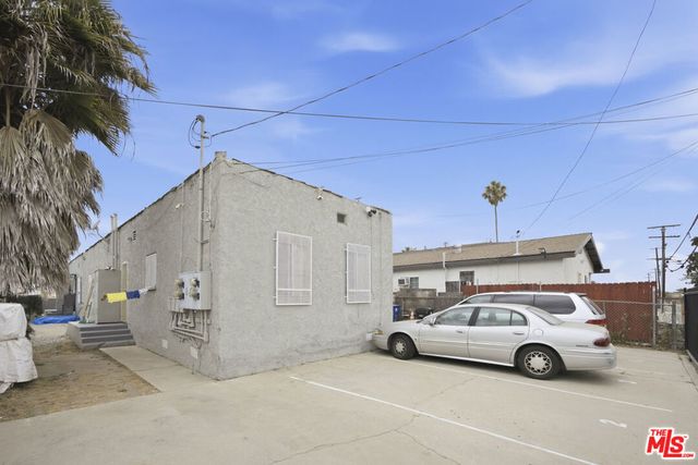 10714 S Broadway, Los Angeles, CA 90061
