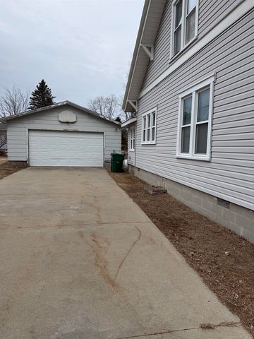 511 Beech Street, Tawas City, MI 48763
