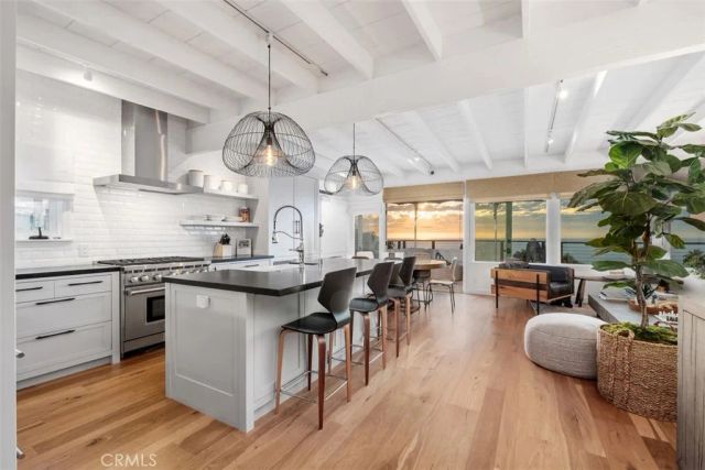 31962 Sunset, Laguna Beach, CA 92651