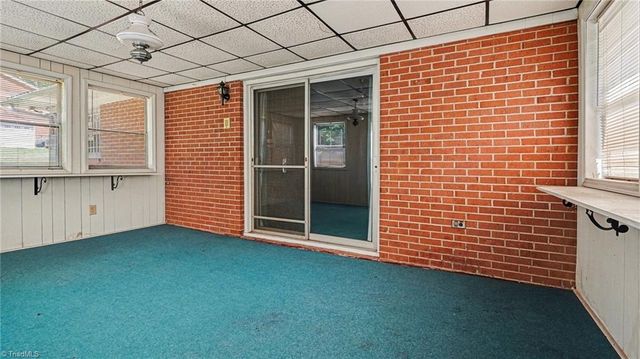 405 Mayfair Drive, Winston-salem, NC 27105