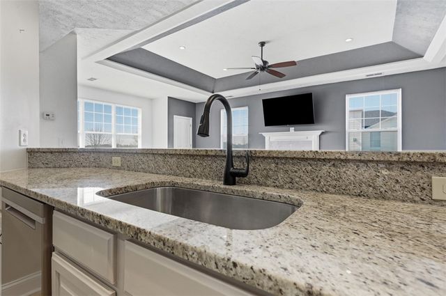 229 Adams Pointe Blvd 2, Mars Boro, PA 16046