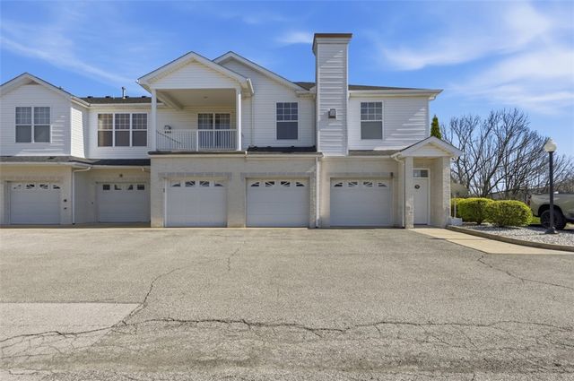 229 Adams Pointe Blvd 2, Mars Boro, PA 16046