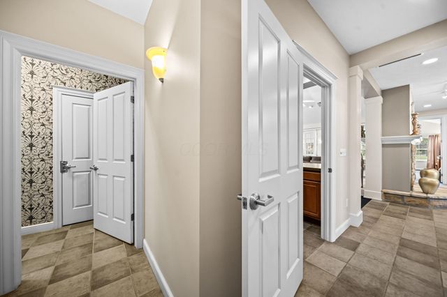 6295 Donegan Way, Dublin, OH 43016