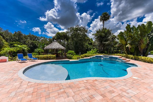 3646 S Jenkins Road, Fort Pierce, FL 34981