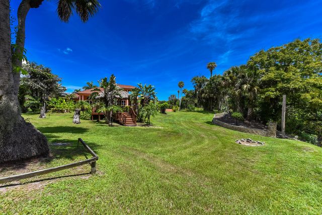 3646 S Jenkins Road, Fort Pierce, FL 34981