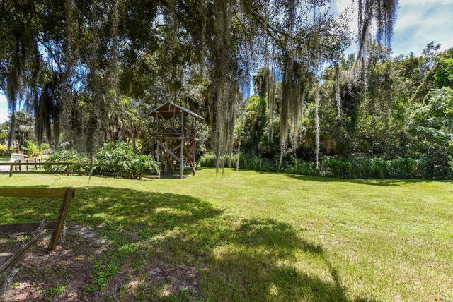 3646 S Jenkins Road, Fort Pierce, FL 34981