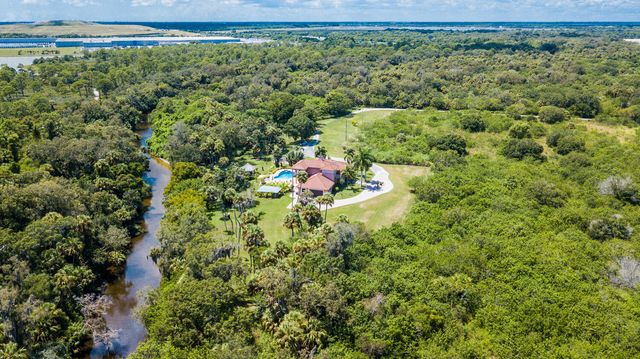 3646 S Jenkins Road, Fort Pierce, FL 34981