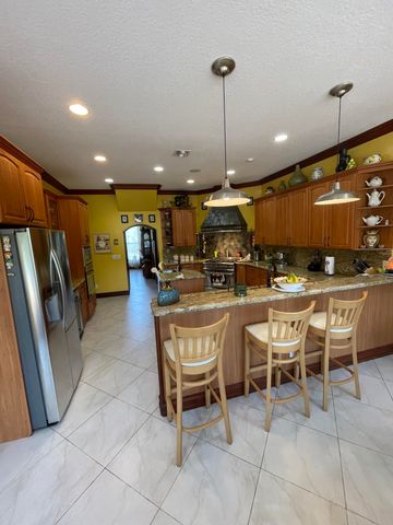 3646 S Jenkins Road, Fort Pierce, FL 34981