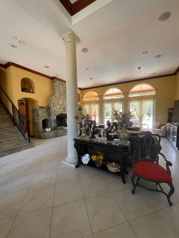 3646 S Jenkins Road, Fort Pierce, FL 34981