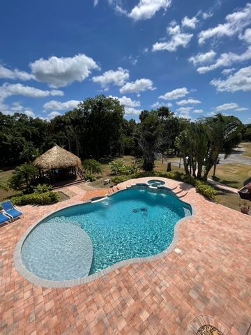3646 S Jenkins Road, Fort Pierce, FL 34981