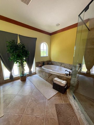 3646 S Jenkins Road, Fort Pierce, FL 34981