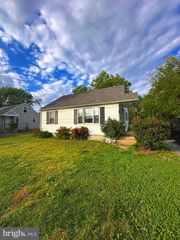 85 N HALSEY RD, Dover, DE 19901