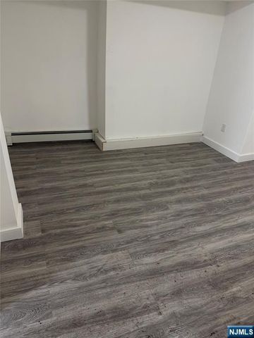 101 Garside Street, Newark, NJ 07104