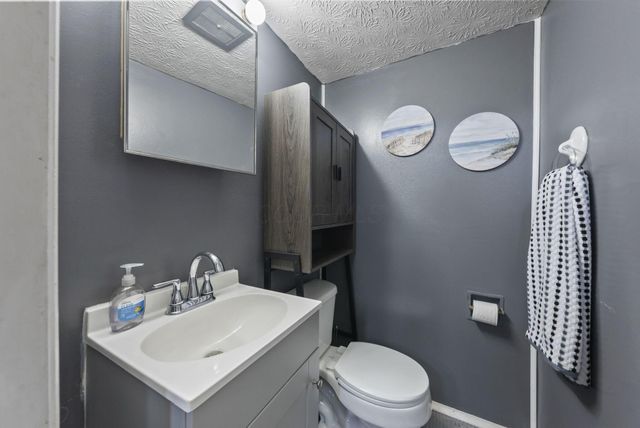 215 Greenlake Street, Galloway, OH 43119