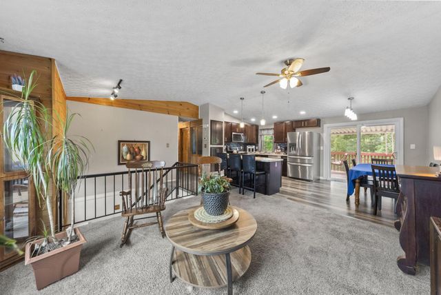 215 Greenlake Street, Galloway, OH 43119