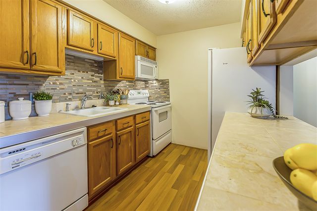 2592 Eagles Circle 6, Ypsilanti, MI 48197