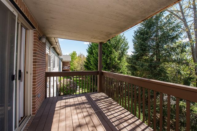 2592 Eagles Circle 6, Ypsilanti, MI 48197