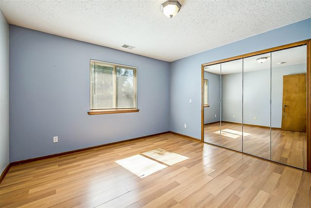 2592 Eagles Circle 6, Ypsilanti, MI 48197