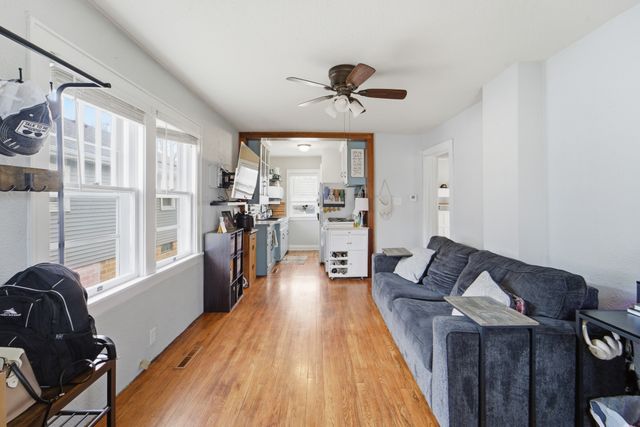 230 E 12th Street N, Newton, IA 50208