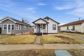 230 E 12th Street N, Newton, IA 50208