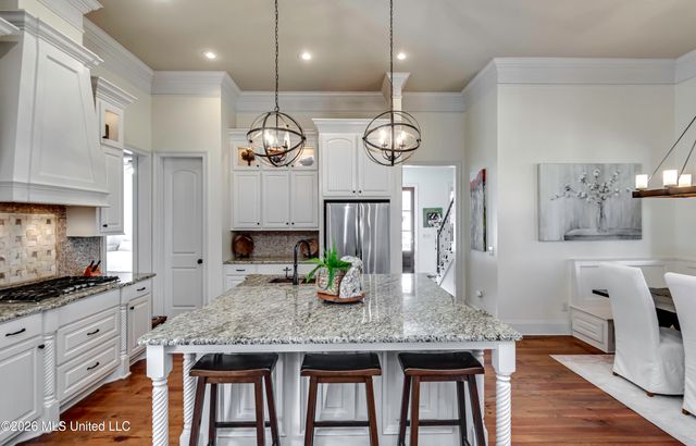 308 East Lake Drive, Madison, MS 39110