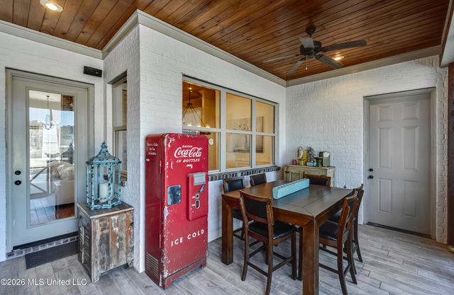 308 East Lake Drive, Madison, MS 39110