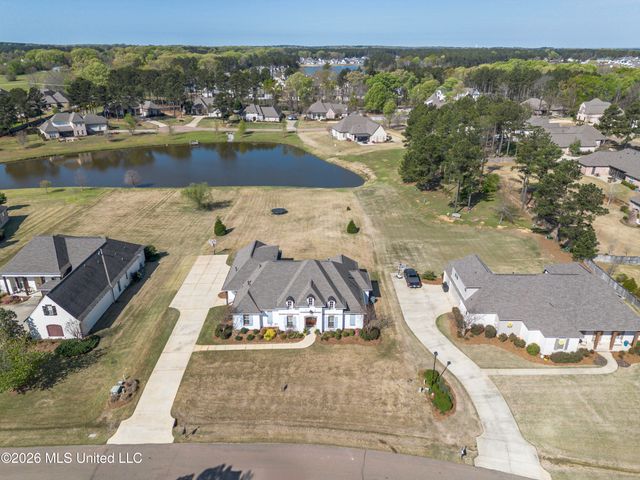 308 East Lake Drive, Madison, MS 39110