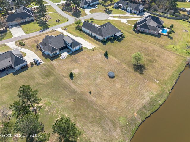 308 East Lake Drive, Madison, MS 39110