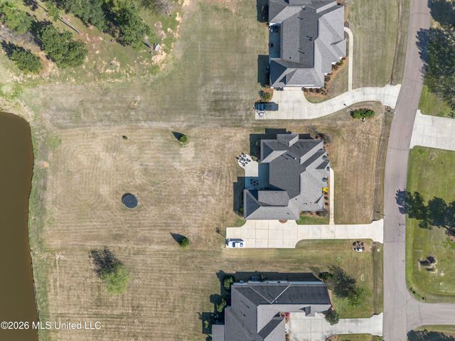 308 East Lake Drive, Madison, MS 39110