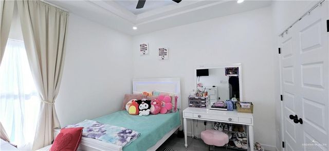 2228 N Revolution, Edinburg, TX 78541