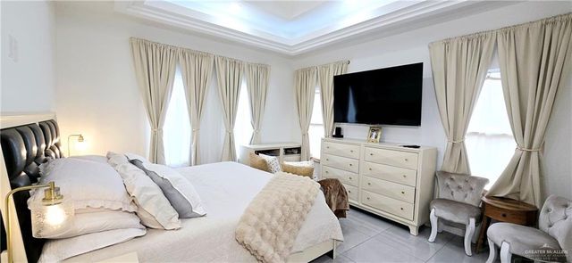 2228 N Revolution, Edinburg, TX 78541