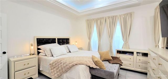 2228 N Revolution, Edinburg, TX 78541